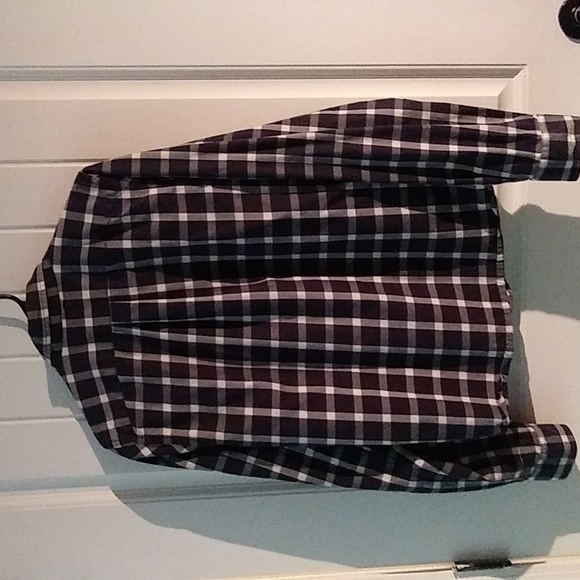 EUC Abercrombie & Fitch long sleeve blue and white plaid print shirt - Picture 5 of 5